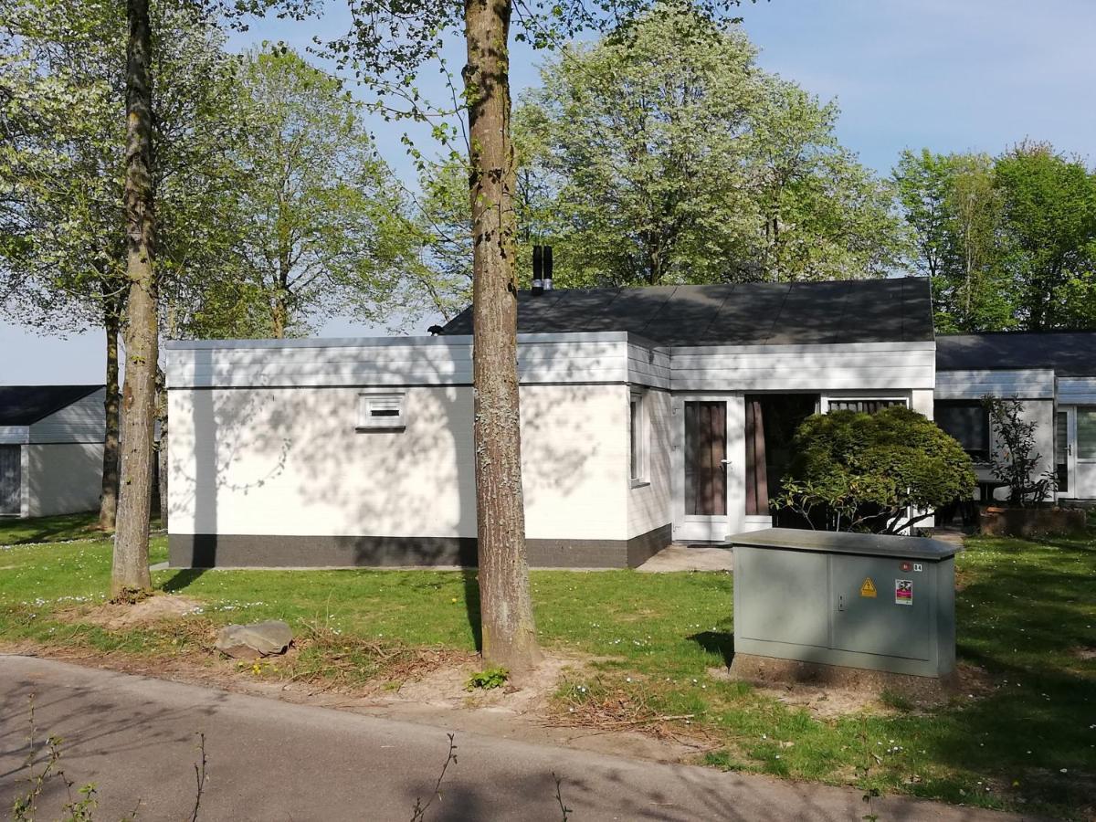 Rustige, Gelijkvloerse Vakantiewoning Met 2 Slaapkamers In Simpelveld, Zuid-Limburg Экстерьер фото
